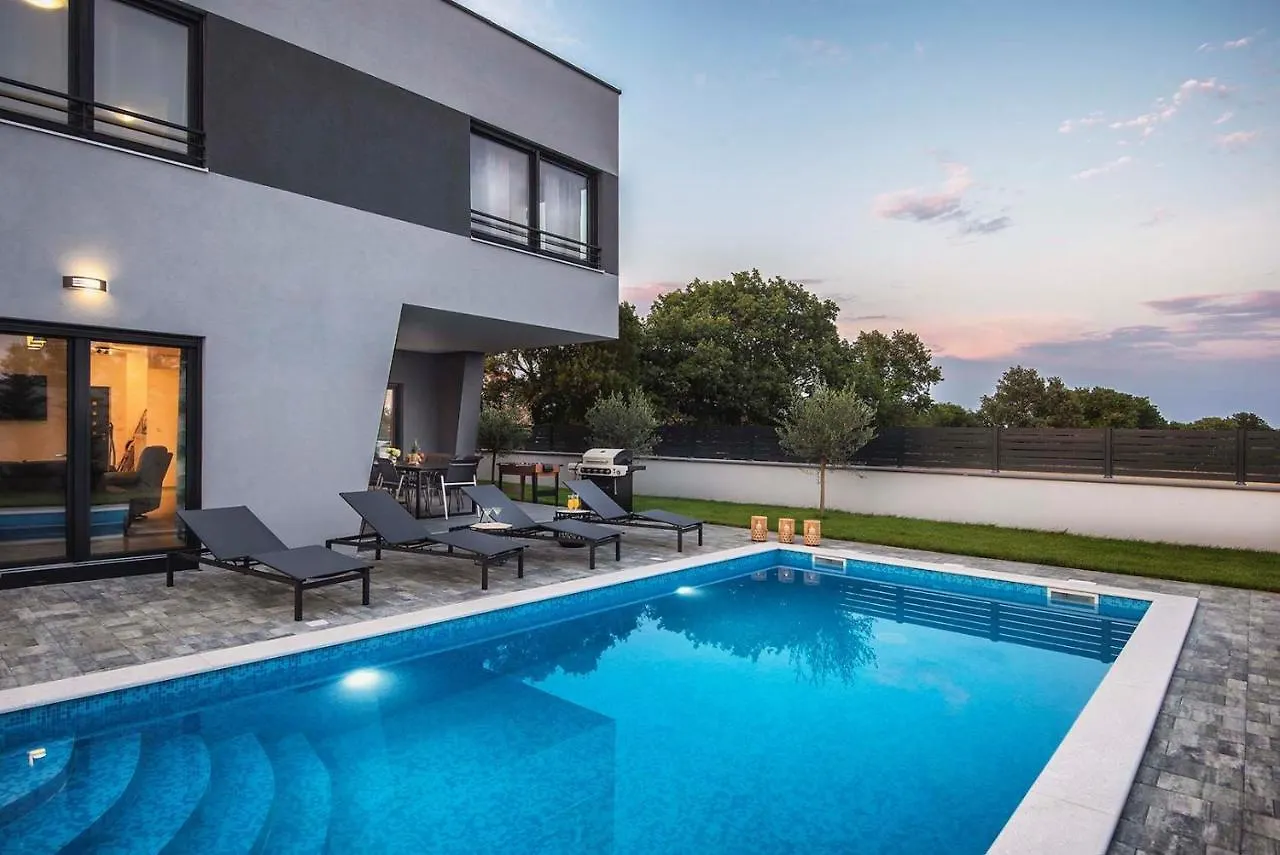Villa Tika Jadreski