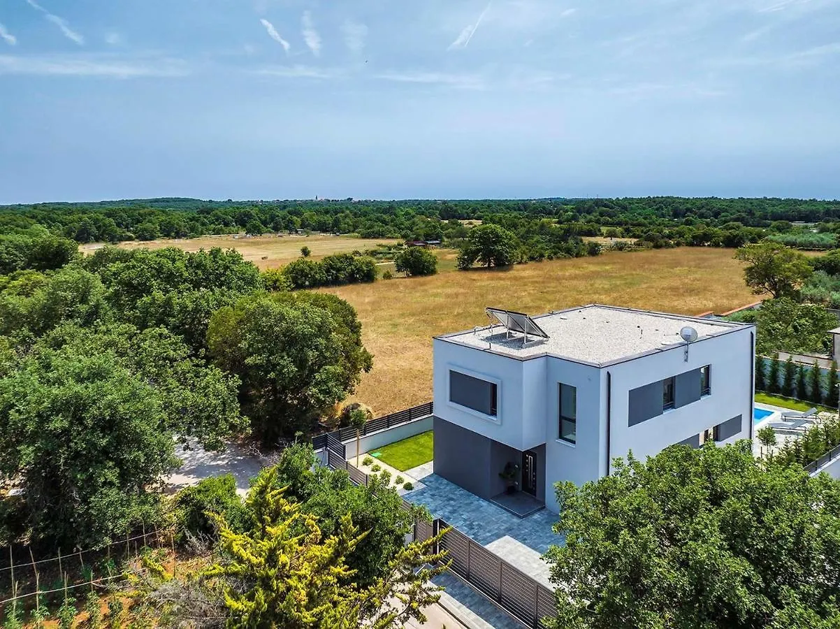 Villa Tika Jadreski 0*,
